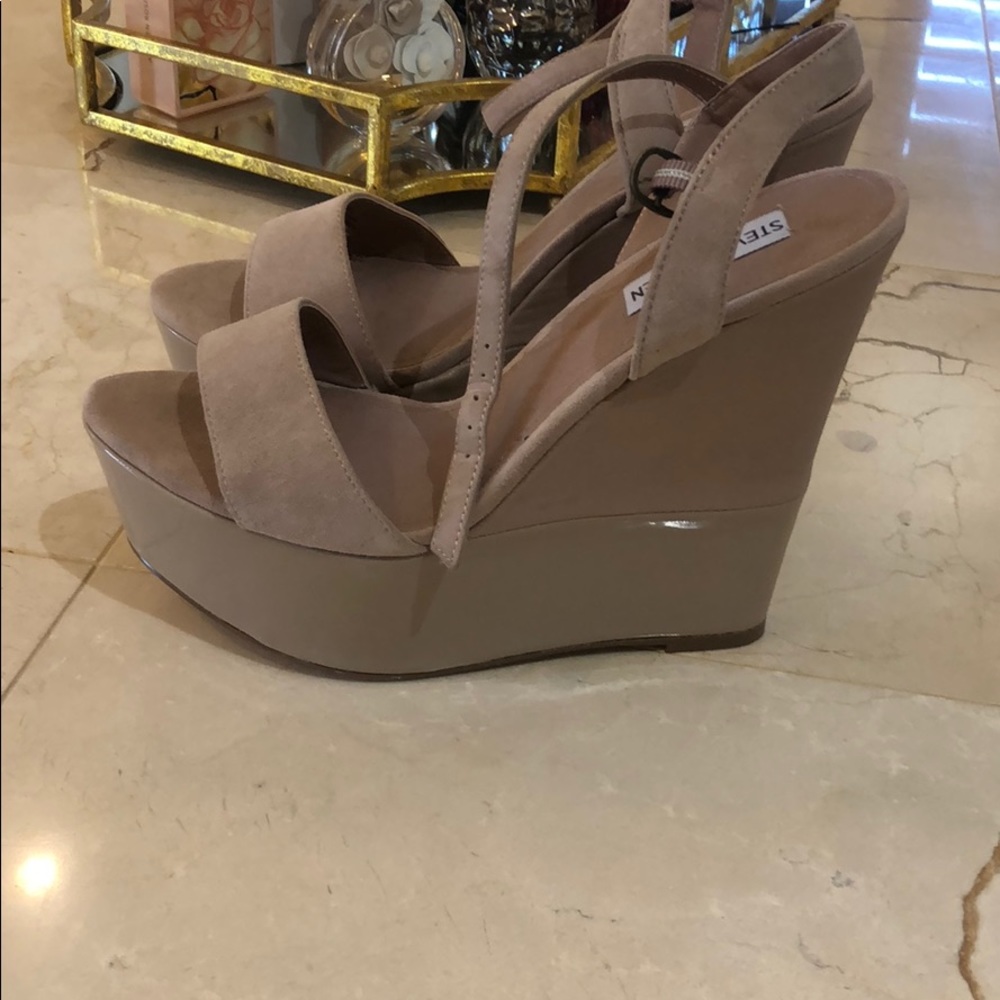 Steve madden wedges